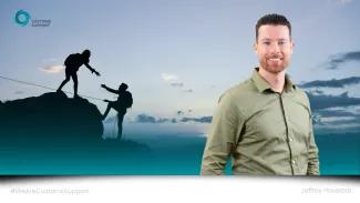 Jeffrey Havelaar in front of a supportive rock climber